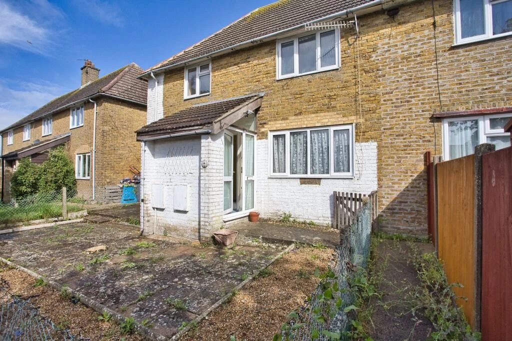 Semi-detached house in Dover, Kent — Modern Method of Auction bridging loan case study